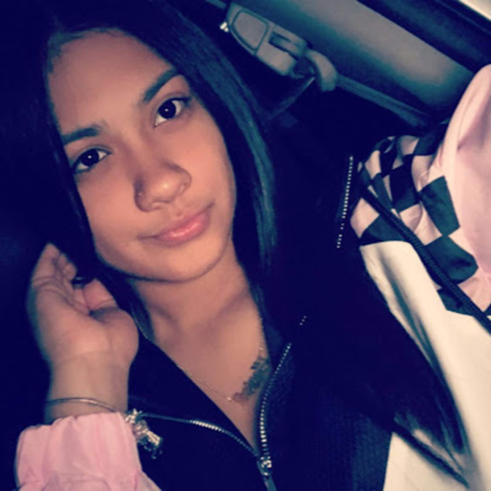 Meet your Posher, Monica